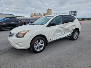 Nissan Rogue S 2.5L 4 2015