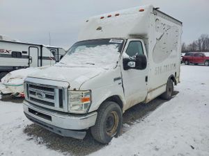 Ford Econoline E350 SUPER DUTY CUTAWAY VAN 5.4L 8 2010