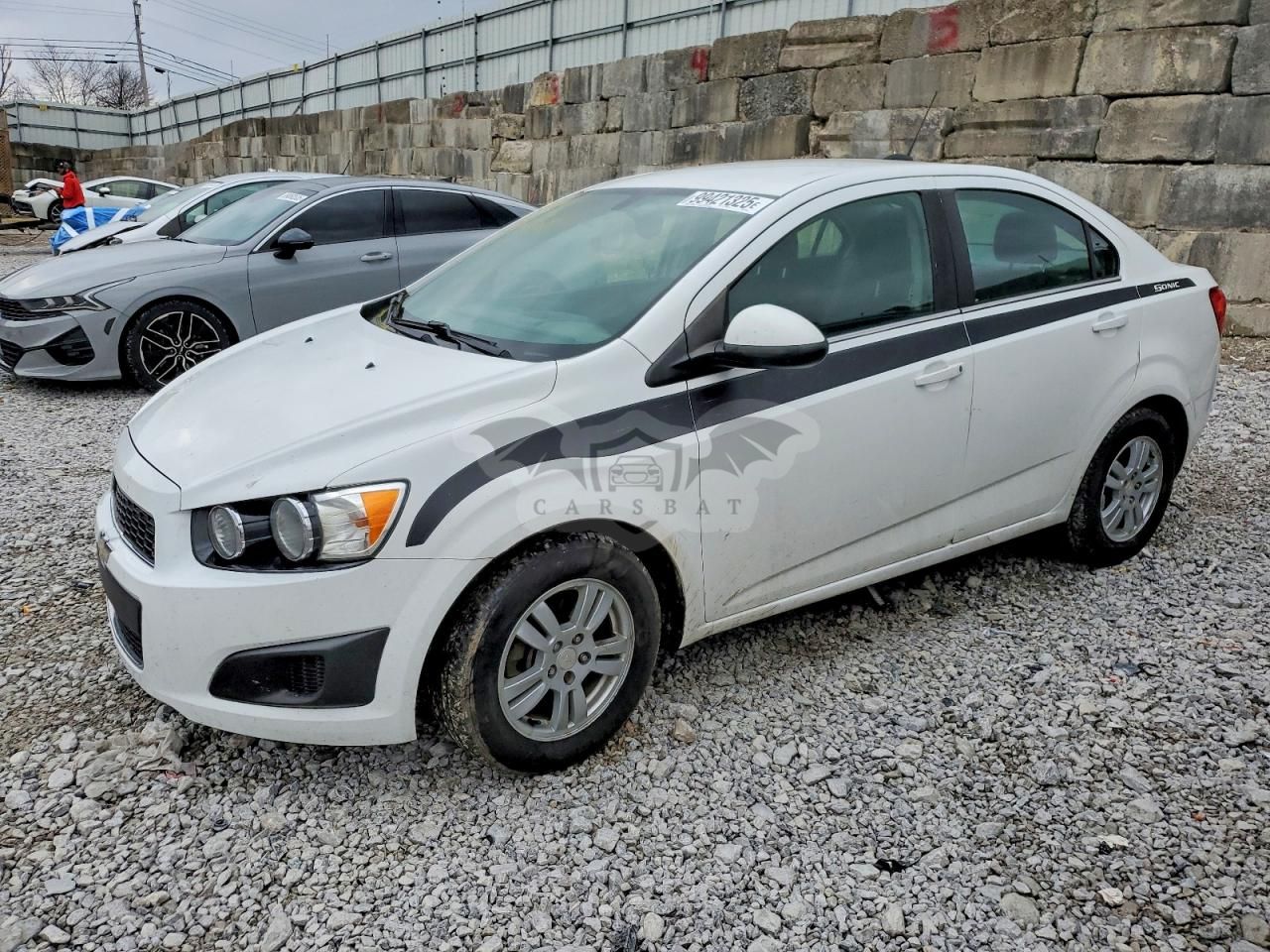 Chevrolet Aveo (Sonic) LT 1.8L 4 2015