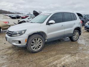 Volkswagen Tiguan S 2.0L 4 2013