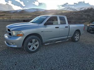 Dodge RAM ST 5.7L 8 2012