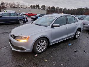 Volkswagen Jetta SE 2.5L 5 2012