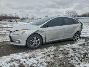 Ford Focus SE 2.0L 4 2014