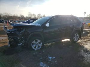 Toyota Rav4 XLE 2.5L 4 2019