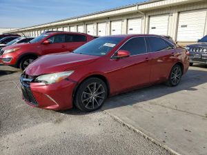 Toyota Camry LE 2.5L 4 2015