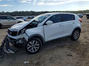 Kia Sportage LX 2.4L 4 2015
