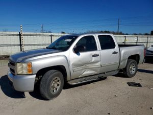 Chevrolet Silverado 1500 C1500 LT 4.8L 8 2011