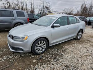 Volkswagen Jetta SE 2.5L 5 2011
