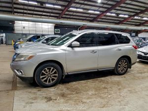 Nissan Pathfinder S 3.5L 6 2014