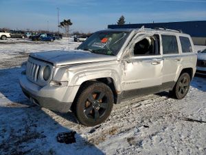 Jeep Patriot LATITUDE 2.4L 4 2013
