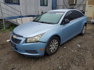 Chevrolet Cruze LS 1.8L 4 2011