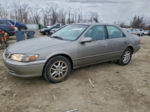 Toyota Camry LE 3.0L 6 2001