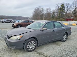 Toyota Camry LE 2.4L 4 2005