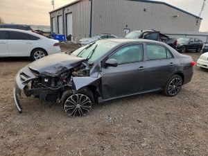 Toyota Corolla BASE 1.8L 4 2013