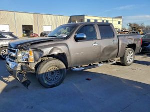 Chevrolet Silverado 1500 C1500 LT 5.3L 8 2011