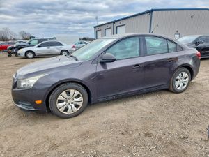 Chevrolet Cruze LS 1.8L 4 2014