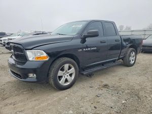 Dodge RAM ST 5.7L 8 2012