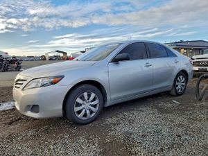 Toyota Camry BASE 2.5L 4 2010