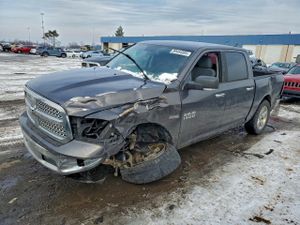 RAM 1500 SLT 5.7L 8 2015
