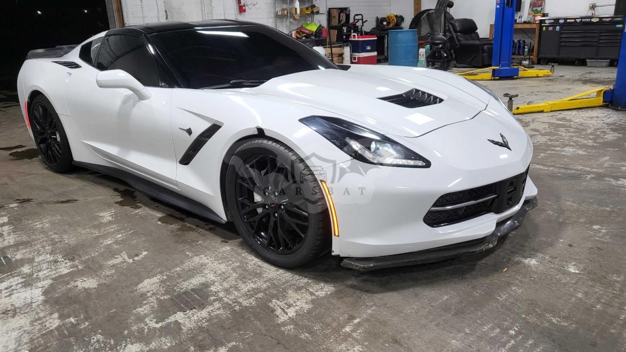 Chevrolet Corvette STINGRAY 1LT 6.2L 8 2015
