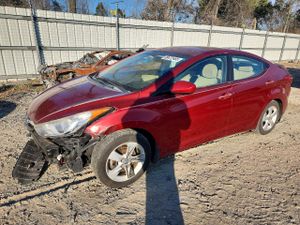 Hyundai Elantra GLS 1.8L 4 2013