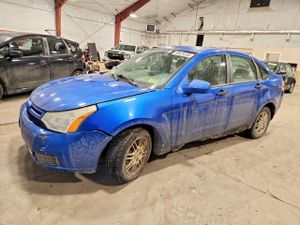 Ford Focus SE 2.0L 4 2011