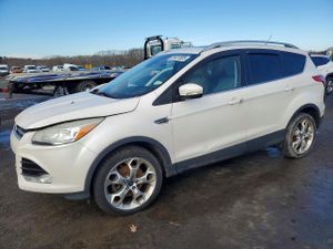 Ford Escape TITANIUM 2.0L 4 2015