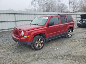 Jeep Patriot LATITUDE 2.4L 4 2015