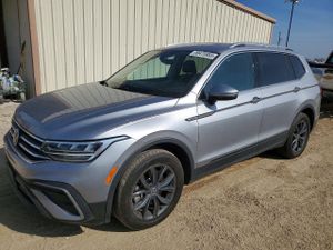 Volkswagen Tiguan SE 2.0L 4 2023