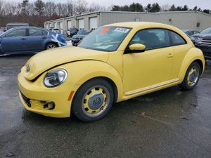Volkswagen Beetle 2.5L 5 2012