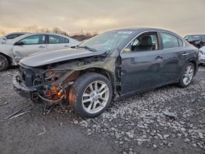 Nissan Maxima S 3.5L 6 2010