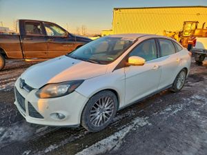 Ford Focus TITANIUM 2.0L 4 2013