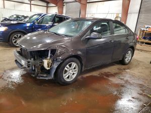 Chevrolet Aveo (Sonic) LT 1.8L 4 2015