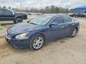 Nissan Maxima S 3.5L 6 2012