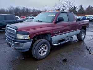 Dodge RAM 5.9L 8 2001