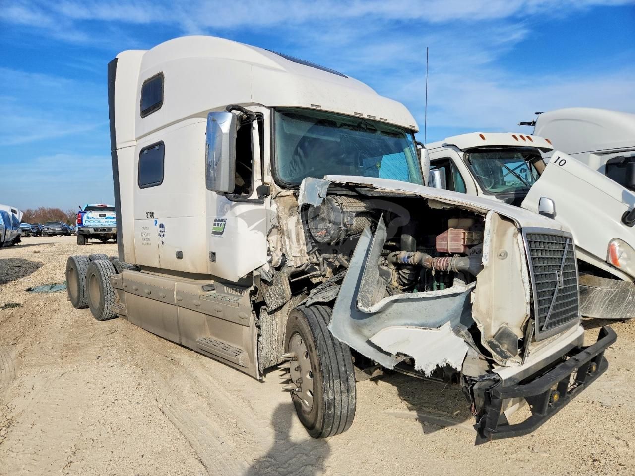 Volvo VN VNL 12.8L 6 2015