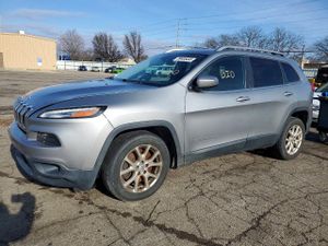 Jeep Cherokee LATITUDE 2.4L 4 2015