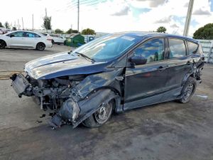 Ford Escape S 2.5L 4 2015