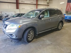 Nissan Pathfinder S 3.5L 6 2015