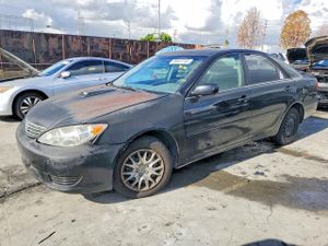 Toyota Camry LE 2.4L 4 2005