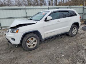 Jeep Grand Cherokee LAREDO 3.6L 6 2015