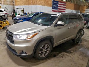 Toyota Highlander XLE 3.5L 6 2015