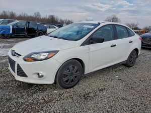 Ford Focus S 2.0L 4 2013
