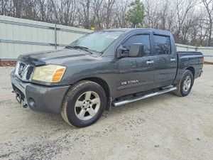 Nissan Titan XE 5.6L 8 2006
