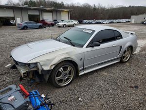 Ford Mustang 3.9L 6 2004