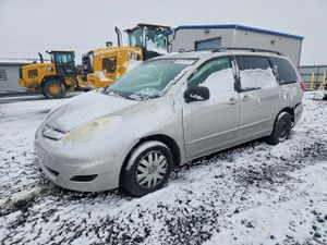 Toyota Sienna CE 3.3L 6 2006
