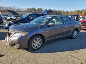 Toyota Camry BASE 2.5L 4 2010