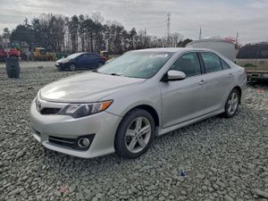 Toyota Camry L 2.5L 4 2013