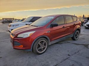 Ford Escape S 2.5L 4 2015