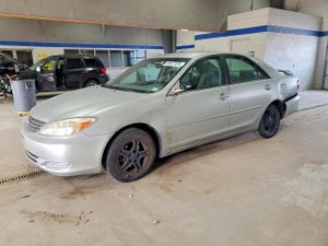 Toyota Camry LE 2.4L 4 2002
